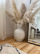 Load image into Gallery viewer, Beige Pampas 70cm Plume
